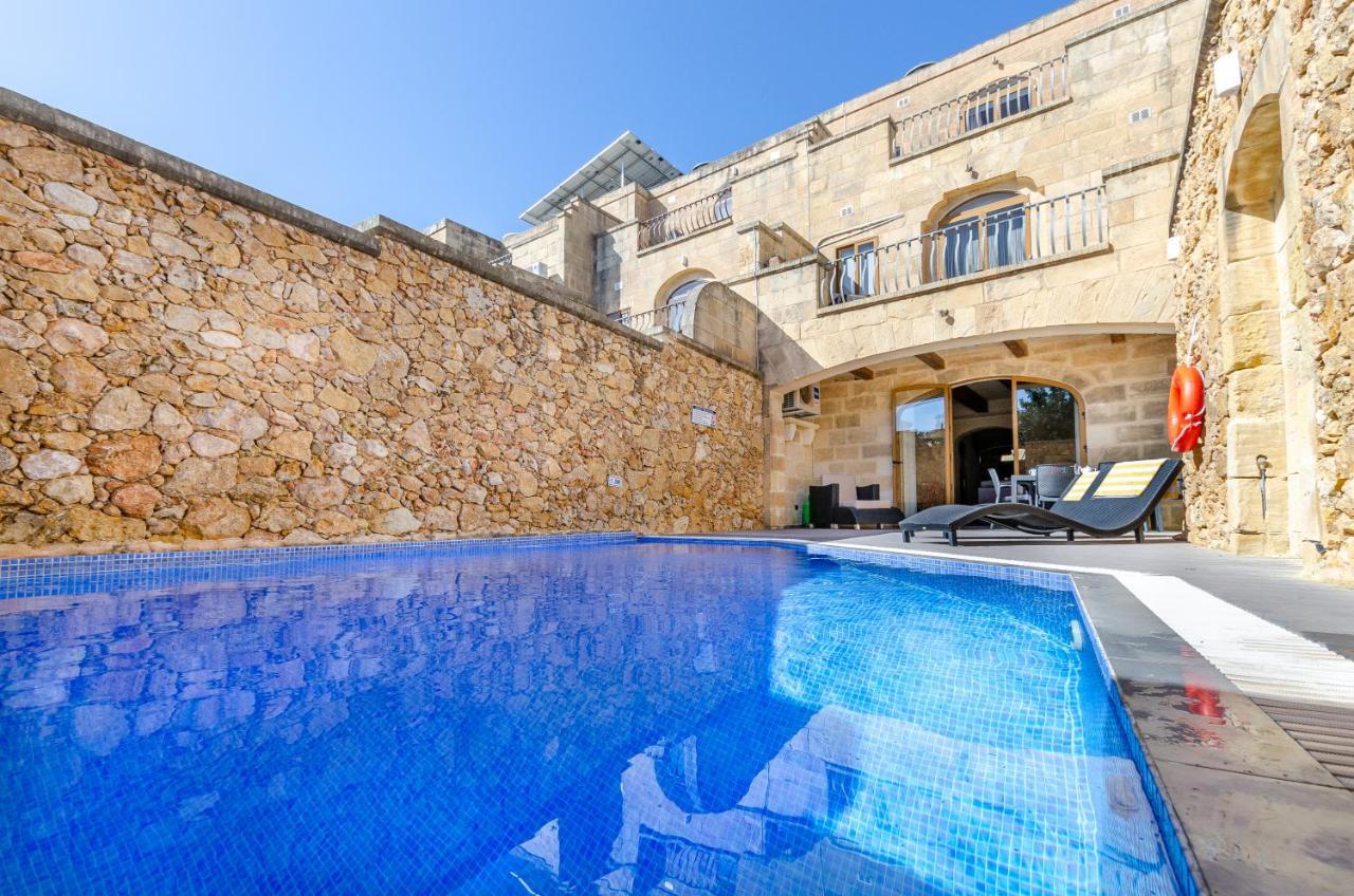 A Popular Pet Friendly Villa With A Pool, Gozo Xaghra Ngoại thất bức ảnh