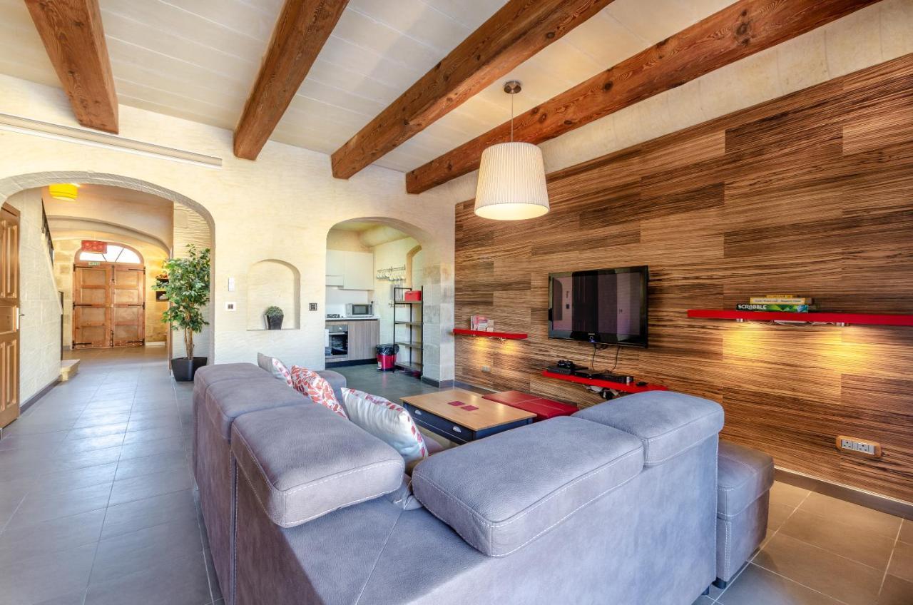 A Popular Pet Friendly Villa With A Pool, Gozo Xaghra Ngoại thất bức ảnh