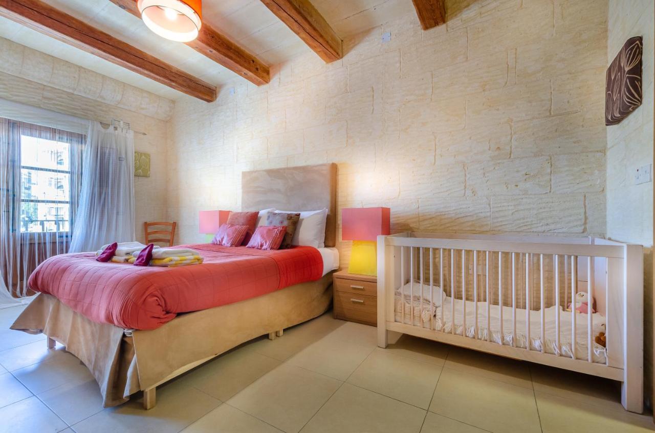 A Popular Pet Friendly Villa With A Pool, Gozo Xaghra Ngoại thất bức ảnh